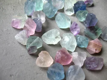 Gamtos Fluorito Grubus Gydymo Akmuo Žalia Mėlyna Spalvinga Mineralinių Kristalų 