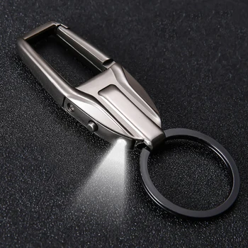 Kūrybos Daugiafunkcinis Metalo Keychains Mini Butelio Atidarytuvas Raktų žiedas su LED Lempos Mažas Klavišas įrašą Dovanos Vyrams Automobilių Raktų grandinės